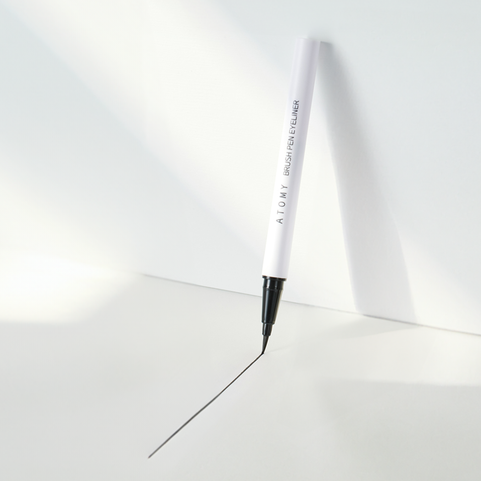 Brush Pen Eyeliner (Black) | Atomy Canada 
